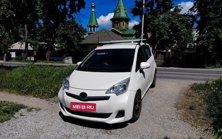 Toyota Ractis II, 2012 год, 900 000 рублей, 1 фотография