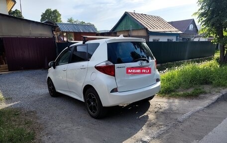 Toyota Ractis II, 2012 год, 900 000 рублей, 5 фотография