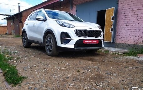KIA Sportage IV рестайлинг, 2020 год, 2 290 000 рублей, 1 фотография