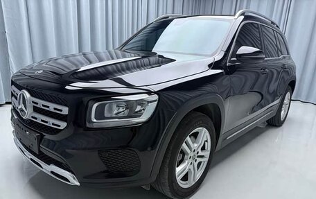 Mercedes-Benz GLB, 2022 год, 2 800 000 рублей, 1 фотография