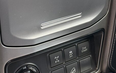 Toyota Land Cruiser Prado 150 рестайлинг 2, 2020 год, 6 500 000 рублей, 9 фотография