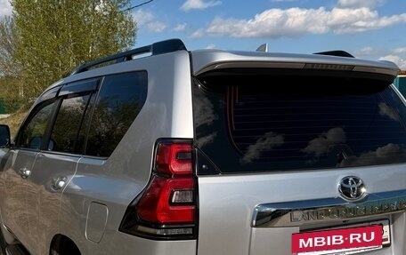 Toyota Land Cruiser Prado 150 рестайлинг 2, 2020 год, 6 500 000 рублей, 5 фотография