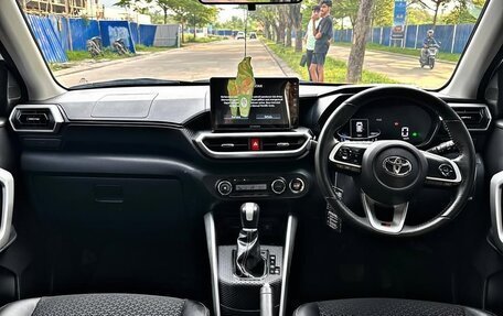 Toyota Raize I, 2023 год, 1 560 000 рублей, 8 фотография