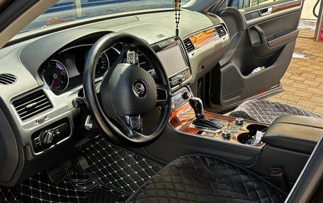 Volkswagen Touareg III, 2011 год, 2 150 000 рублей, 3 фотография