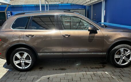 Volkswagen Touareg III, 2011 год, 2 150 000 рублей, 11 фотография