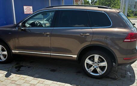 Volkswagen Touareg III, 2011 год, 2 150 000 рублей, 14 фотография