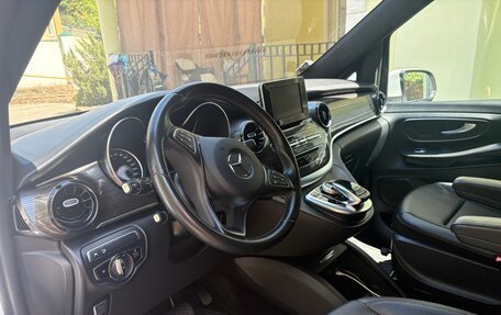 Mercedes-Benz V-Класс, 2019 год, 5 200 000 рублей, 10 фотография