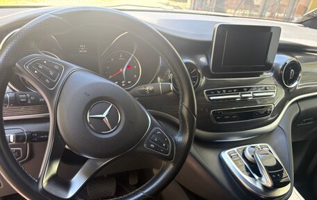 Mercedes-Benz V-Класс, 2019 год, 5 200 000 рублей, 9 фотография