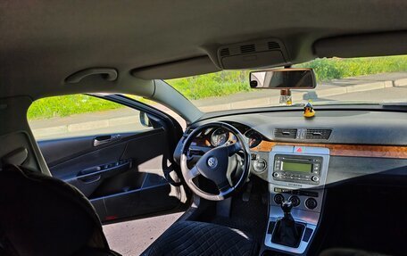 Volkswagen Passat B6, 2005 год, 355 000 рублей, 8 фотография