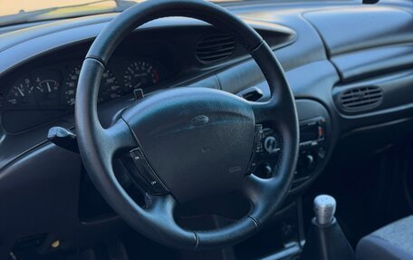 Ford Escort (North America) III, 2001 год, 280 000 рублей, 17 фотография