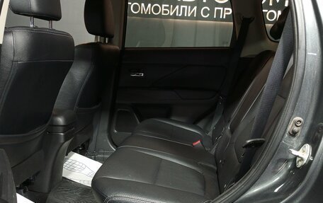 Mitsubishi Outlander III рестайлинг 3, 2014 год, 1 420 000 рублей, 8 фотография