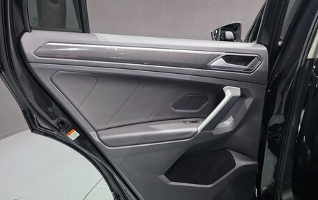 Volkswagen Tiguan II, 2022 год, 3 340 000 рублей, 17 фотография