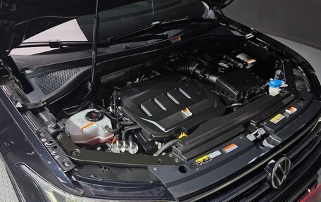 Volkswagen Tiguan II, 2022 год, 3 340 000 рублей, 12 фотография