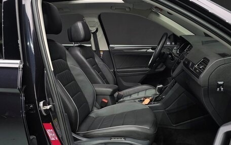 Volkswagen Tiguan II, 2022 год, 3 340 000 рублей, 19 фотография