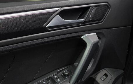 Volkswagen Tiguan II, 2022 год, 3 340 000 рублей, 31 фотография