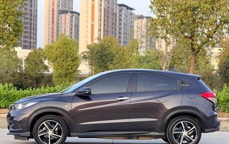 Honda Vezel, 2021 год, 1 280 000 рублей, 6 фотография