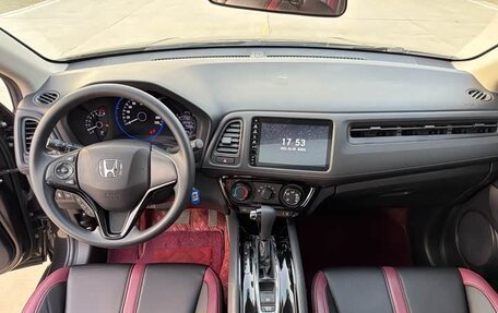 Honda Vezel, 2021 год, 1 280 000 рублей, 11 фотография