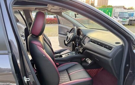 Honda Vezel, 2021 год, 1 280 000 рублей, 8 фотография