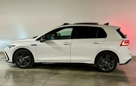 Volkswagen Golf VIII, 2021 год, 1 590 000 рублей, 5 фотография