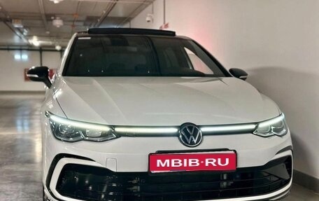 Volkswagen Golf VIII, 2021 год, 1 590 000 рублей, 3 фотография