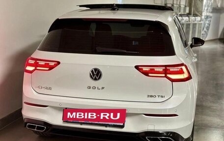 Volkswagen Golf VIII, 2021 год, 1 590 000 рублей, 8 фотография