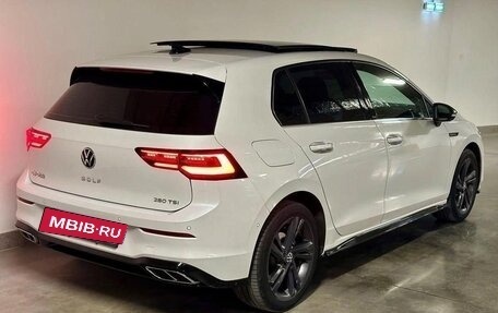 Volkswagen Golf VIII, 2021 год, 1 590 000 рублей, 7 фотография