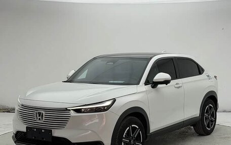 Honda Vezel, 2023 год, 1 700 000 рублей, 3 фотография