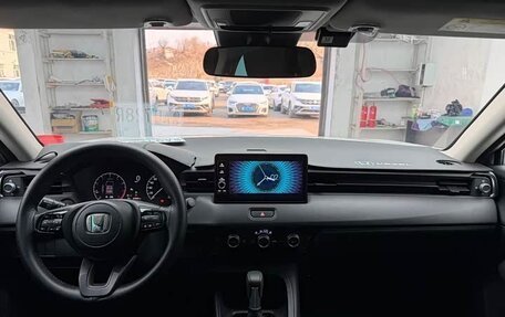 Honda Vezel, 2023 год, 1 700 000 рублей, 9 фотография
