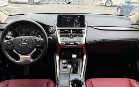 Lexus NX I, 2021 год, 3 100 000 рублей, 8 фотография