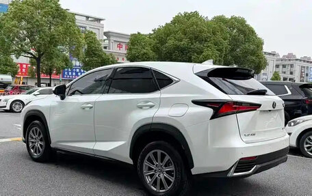 Lexus NX I, 2021 год, 3 100 000 рублей, 6 фотография