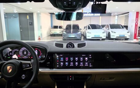 Porsche Cayenne III, 2025 год, 14 000 000 рублей, 9 фотография