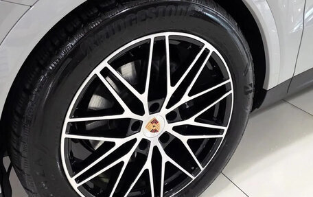 Porsche Cayenne III, 2025 год, 14 000 000 рублей, 20 фотография