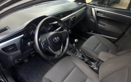 Toyota Corolla, 2014 год, 1 070 000 рублей, 14 фотография