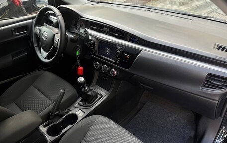 Toyota Corolla, 2014 год, 1 070 000 рублей, 17 фотография