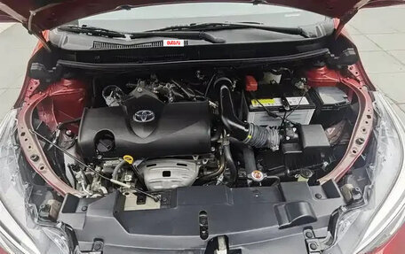 Toyota Yaris XP150 рестайлинг, 2022 год, 1 140 000 рублей, 24 фотография