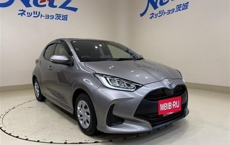 Toyota Yaris, 2021 год, 934 009 рублей, 2 фотография