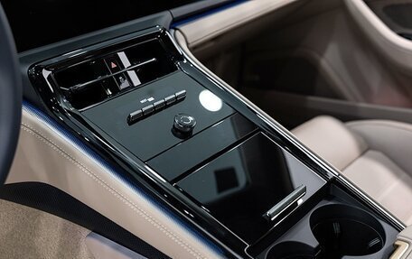 Porsche Panamera, 2025 год, 18 600 000 рублей, 15 фотография