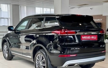 Geely Atlas, 2023 год, 2 300 000 рублей, 6 фотография