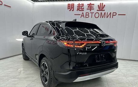 Honda Vezel, 2023 год, 1 700 000 рублей, 6 фотография