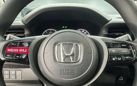 Honda Vezel, 2023 год, 1 700 000 рублей, 9 фотография