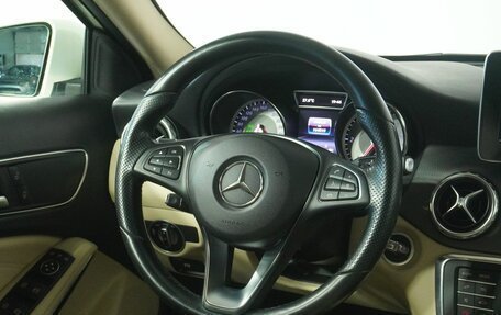 Mercedes-Benz GLA, 2015 год, 1 568 000 рублей, 17 фотография