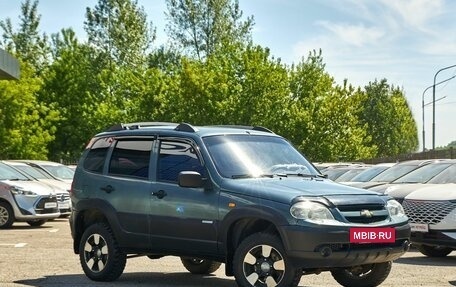 Chevrolet Niva I рестайлинг, 2010 год, 529 000 рублей, 3 фотография