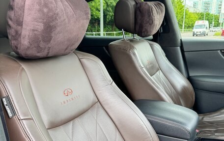 Infiniti FX II, 2008 год, 1 900 000 рублей, 19 фотография