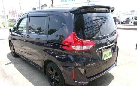 Honda Freed II, 2022 год, 1 545 000 рублей, 5 фотография