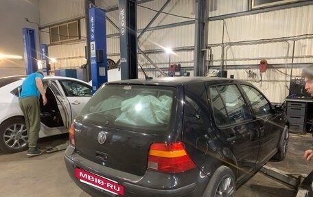 Volkswagen Golf IV, 2001 год, 300 000 рублей, 4 фотография