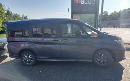 Honda Stepwgn IV, 2015 год, 1 777 000 рублей, 2 фотография