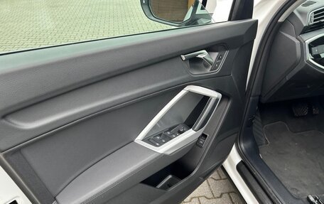 Audi Q3, 2023 год, 2 990 000 рублей, 12 фотография