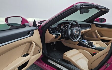 Porsche 911, 2024 год, 16 050 000 рублей, 15 фотография