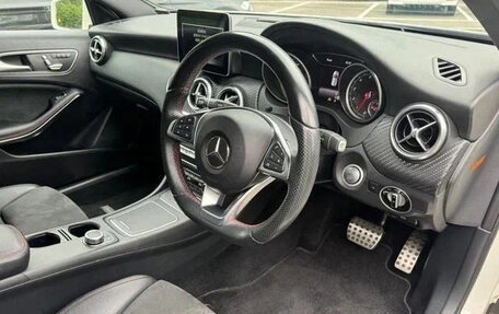 Mercedes-Benz A-Класс, 2018 год, 1 210 007 рублей, 16 фотография