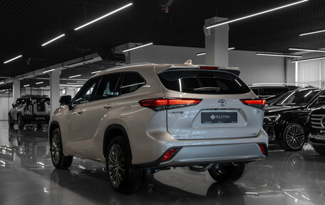 Toyota Highlander, 2026 год, 5 650 000 рублей, 4 фотография